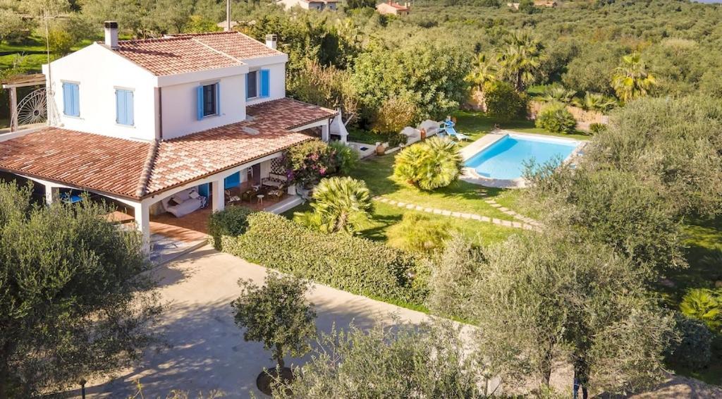 Alghero Villa Josephine Con Piscina E Parco Per 8 Ospiti Exterior photo